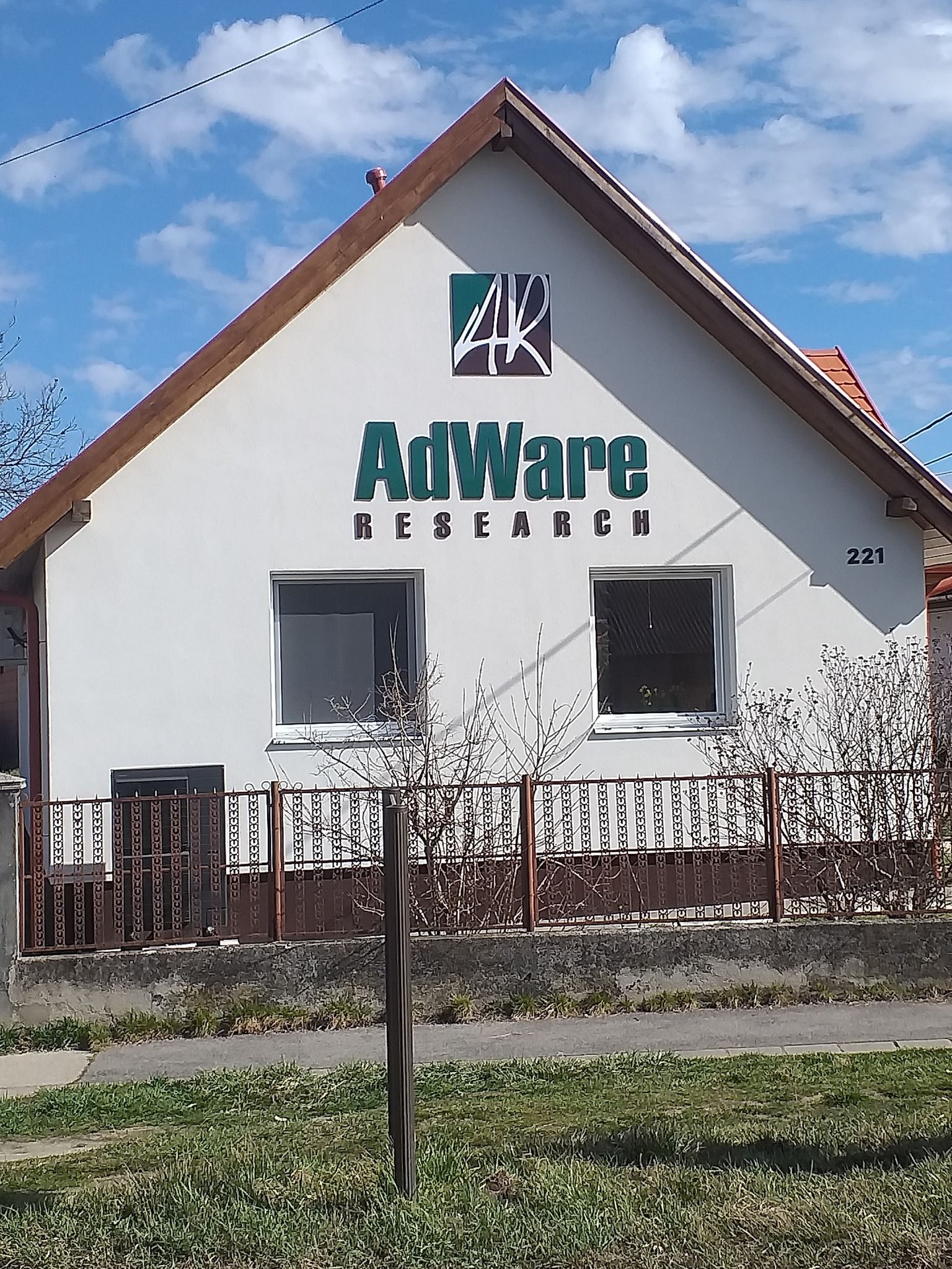 Homlokzat dekoráció.