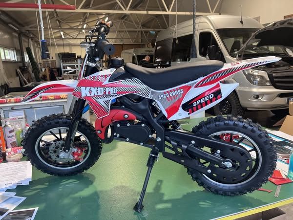 Motorra is dolgozunk! 