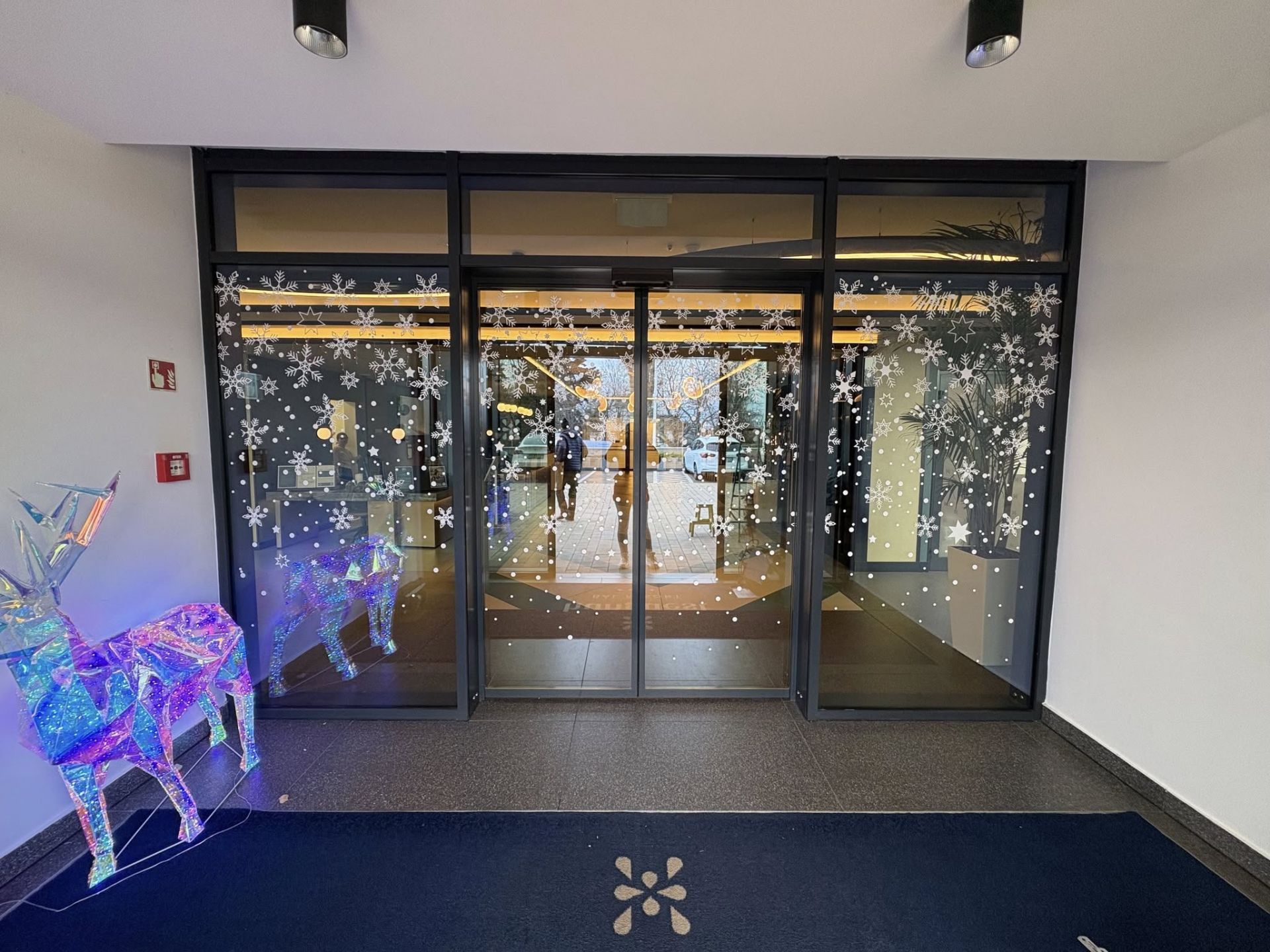 Hunguest Hotel Almádiban pompás dekorációval várja az ünnepek alatt a vendégeket.