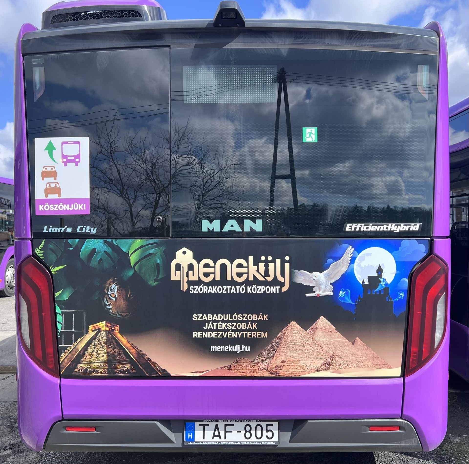 Aktuális buszreklám kihelyezés... 