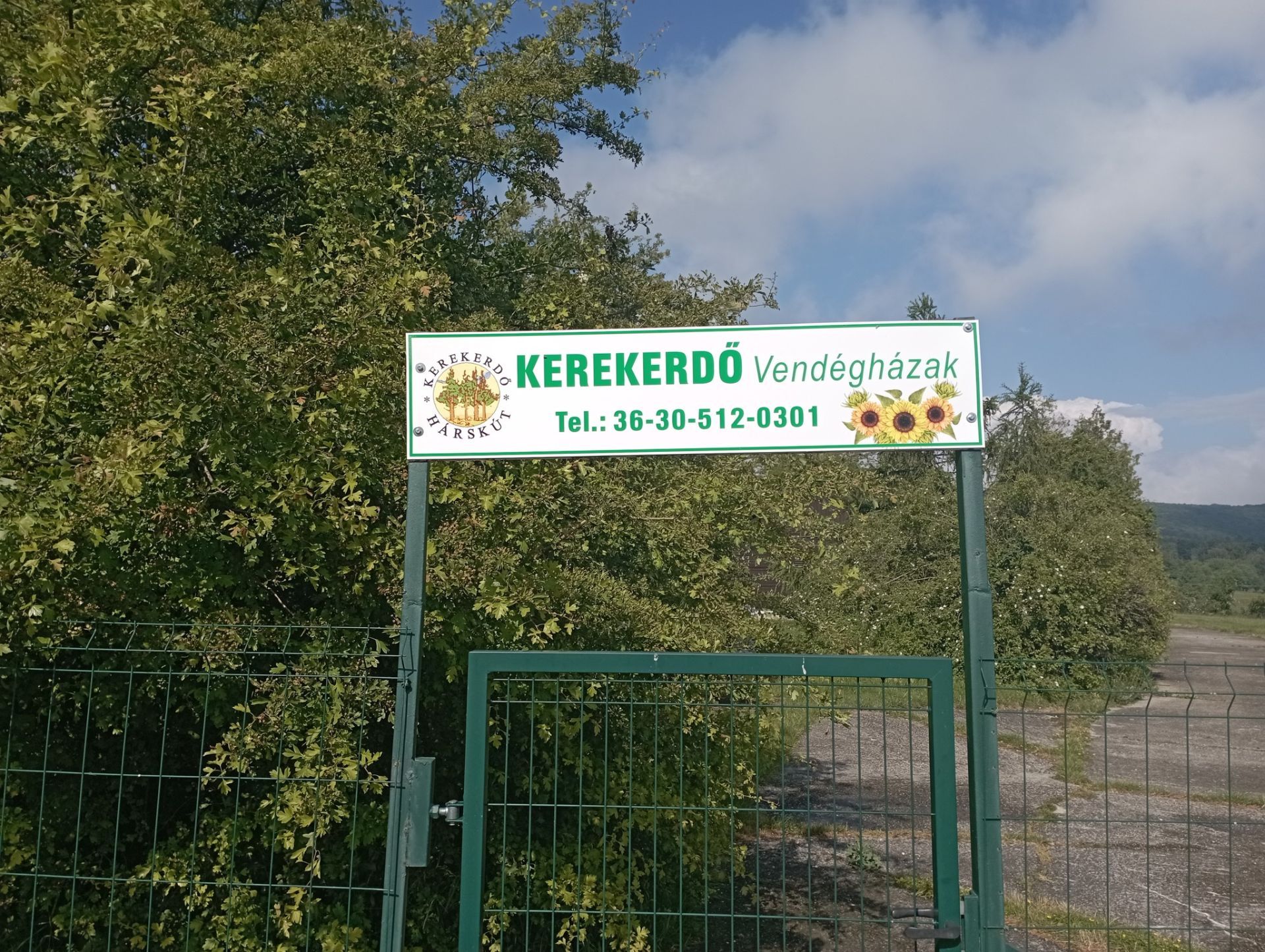 Kerekerdő Vendégházak.