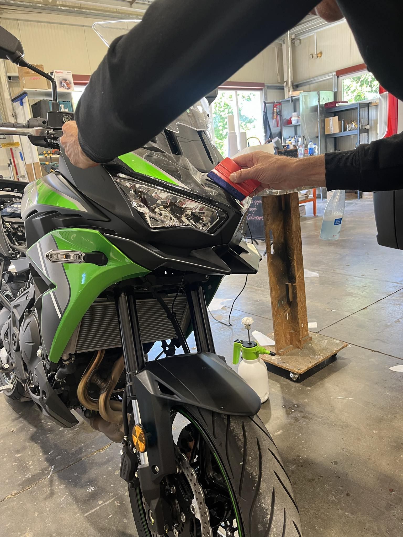 Igen, motorra is dolgozunk! 